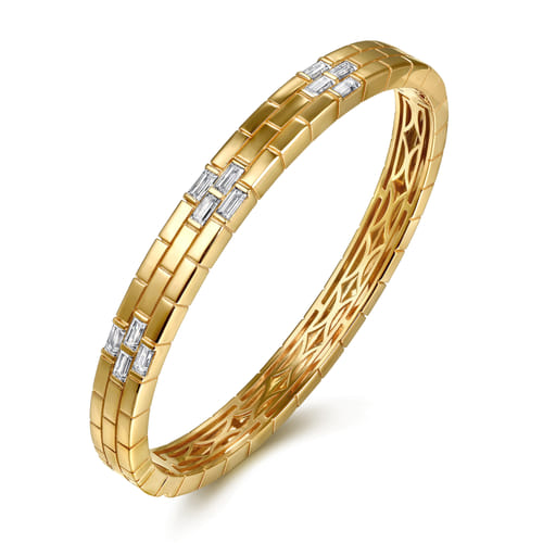 18K Yellow Gold Diamond Station Bangle Bracelet