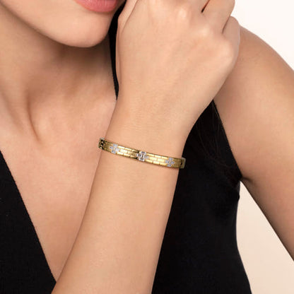 18K Yellow Gold Diamond Station Bangle Bracelet